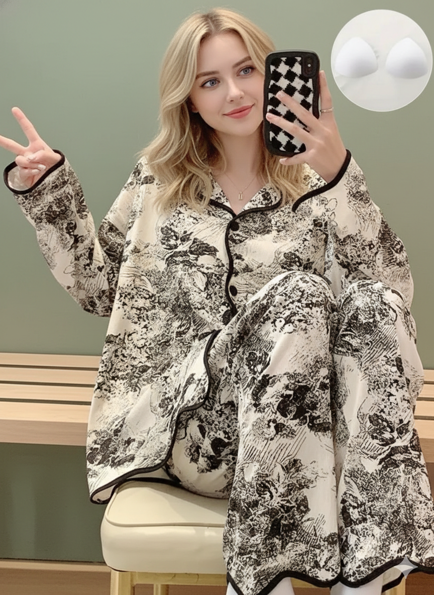 The Heritage Toile Padded Nightsuit